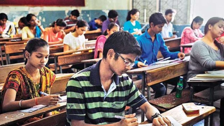 UPSC धर्तीवर होणार सर्व केंद्रीय भरती परीक्षा ? केंद्र सरकार तयार करत आहे नवी परीक्षा प्रणाली